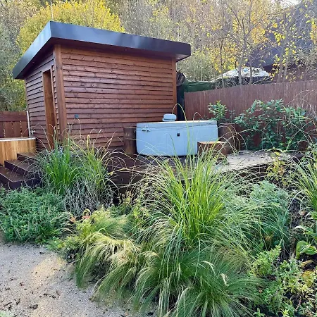 Wellness Trvalka 度假居 *