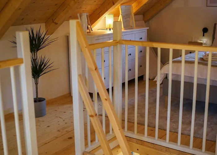 Wellness Trvalka 度假居 *